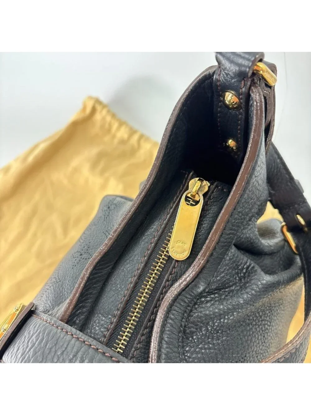 Louis Vuitton Mahina XS Shoulder Bag Black